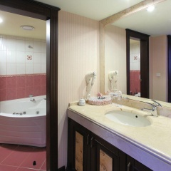 Grand Cettia Hotel - Bild 10