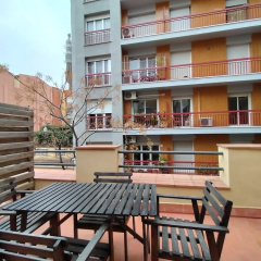 Montserrat Apartments by gaiarooms - Bild 1