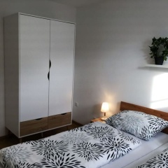 City Whispers 2 Comfortable Vacation Home - Bild 2