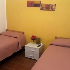 Caracciolo BB thumbnail 9