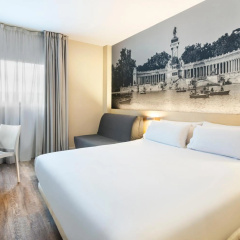 B&B Madrid Aeropuerto T1 T2 T3 - Bild 7