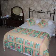 Sykes House thumbnail 4