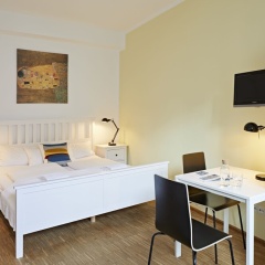 Übernacht HostelHotelHome - Bild 3