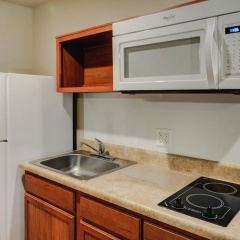 WoodSpring Suites Columbus NE I-270 Airport thumbnail 8