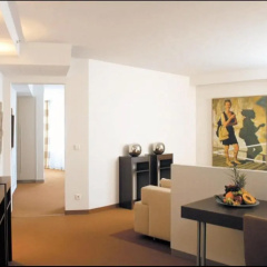 Estrel Hotel Berlin - Bild 18