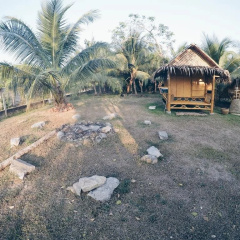 The Banana Cabins thumbnail 8