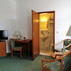Hotel-Pension Am Kurpark - Bild 1