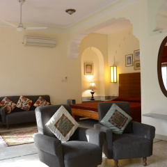 Hotel Megh Niwas