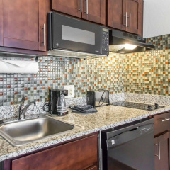 MainStay Suites Pittsburgh Airport thumbnail 19