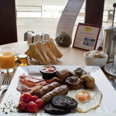 The Red Lion Hotel thumbnail 9