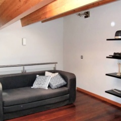 House With Pool, Garden And Well Communicated - Bild 2