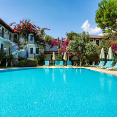 Moonshine Hotel & Suites - Bild 13