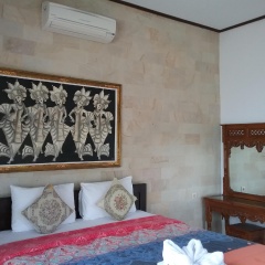 Yogi Beach Bungalow & Restaurant Lembongan - Bild 2