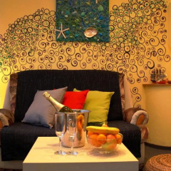 Sunny Old Town Apartments thumbnail 4