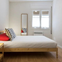 AinB Barcelona Sants Apartments - Bild 2