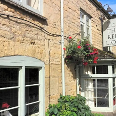 The Red Lion Inn thumbnail 1