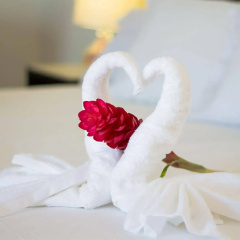 Sunrise 42 Suites Hotel thumbnail 15