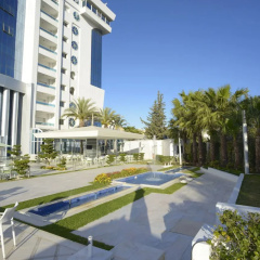 The Penthouse Suites Hotel thumbnail 17