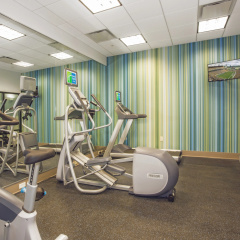 Holiday Inn Express & Suites Pittsburgh North Shore by IHG thumbnail 22