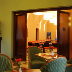 EA Hotel Downtown - Bild 19