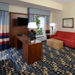 Hampton Inn & Suites Lynchburg thumbnail 4