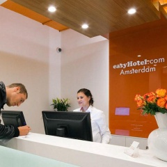 easyHotel Amsterdam City Centre South - Bild 20