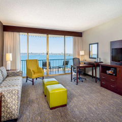 Wyndham San Diego Bayside thumbnail 3