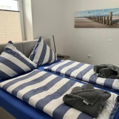 WoogeTraum - Traumwohnung mit Meerblick direkt am Strand - Bild 1