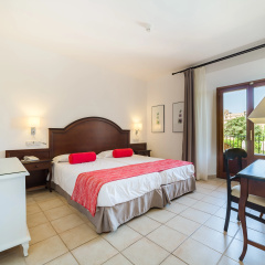 Hotel Ca'l Bisbe - Bild 1