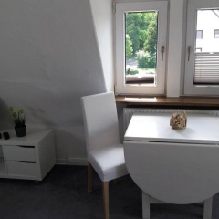 Helle 2-Zimmerwohnung Am Stadtrand (Adults Only) - Bild 4