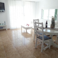 Wonderful, 100 meters from the beach. - Bild 2