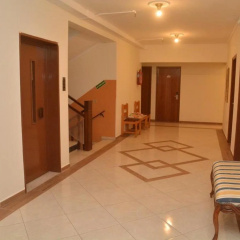 Paradise Hotel thumbnail 12