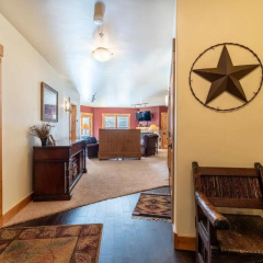 Tenderfoot Lodge by Summit County Mountain Retreats thumbnail 2
