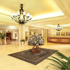 Rocks Hotel