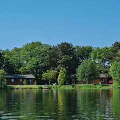 York Lakeside Lodges thumbnail 9