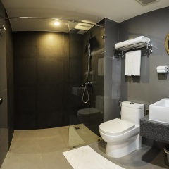 The Lunar Patong - Bild 14