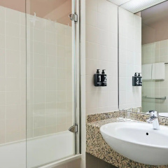 Lindner Hotel Dusseldorf Airport, part of JdV by Hyatt - Bild 9