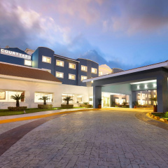 Courtyard By Marriott Cancun Airport - Bild 1