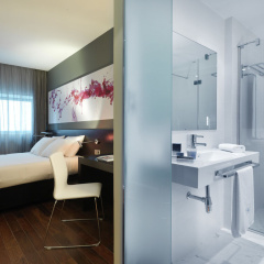 Ikonik Lex Hotel - Bild 11
