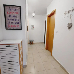 Sweet Apartment thumbnail 10