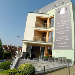 Hotel Troja - Bild 1