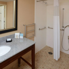 Hampton Inn & Suites Lynchburg thumbnail 8