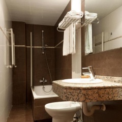 Hotel Cantón - Bild 16