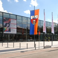 listing card gallery