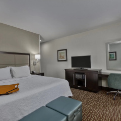 Hampton Inn & Suites Bend thumbnail 7