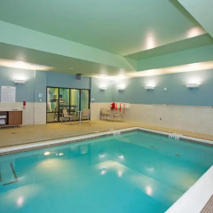 Holiday Inn Express & Suites Pittsburgh North Shore by IHG thumbnail 5