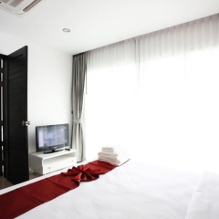 One World One Home Naiharn Hotel - Bild 4