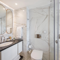 Adams Beach Hotel & Spa thumbnail 10