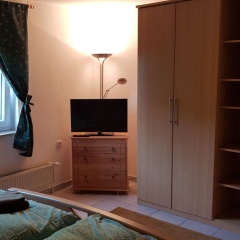 Holiday Home in the Large Garden - Bild 6