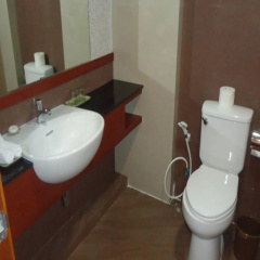 Paradise Hotel Nyaung Shwe thumbnail 6